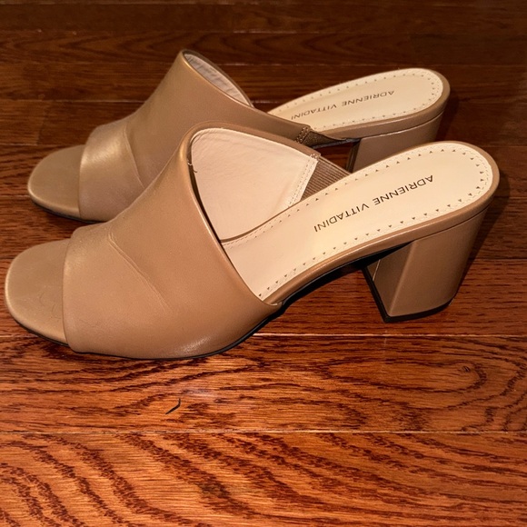 Adrienne Vittadini Sandals - Picture 2 of 2